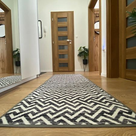 Apartment Mala Praha & Parking In The Garage Zilina Exterior photo